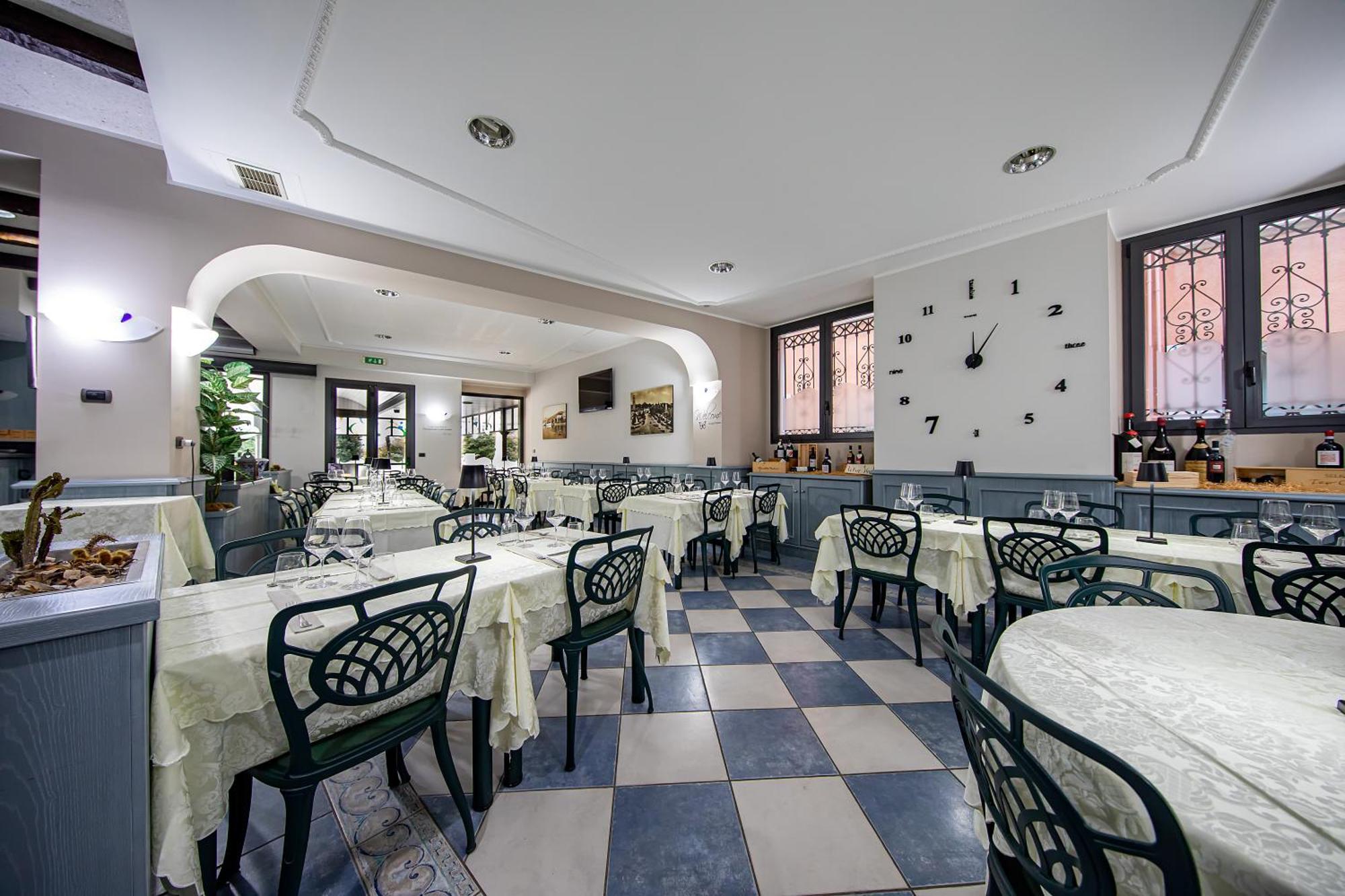 Hotel Novara Вербанія Екстер'єр фото