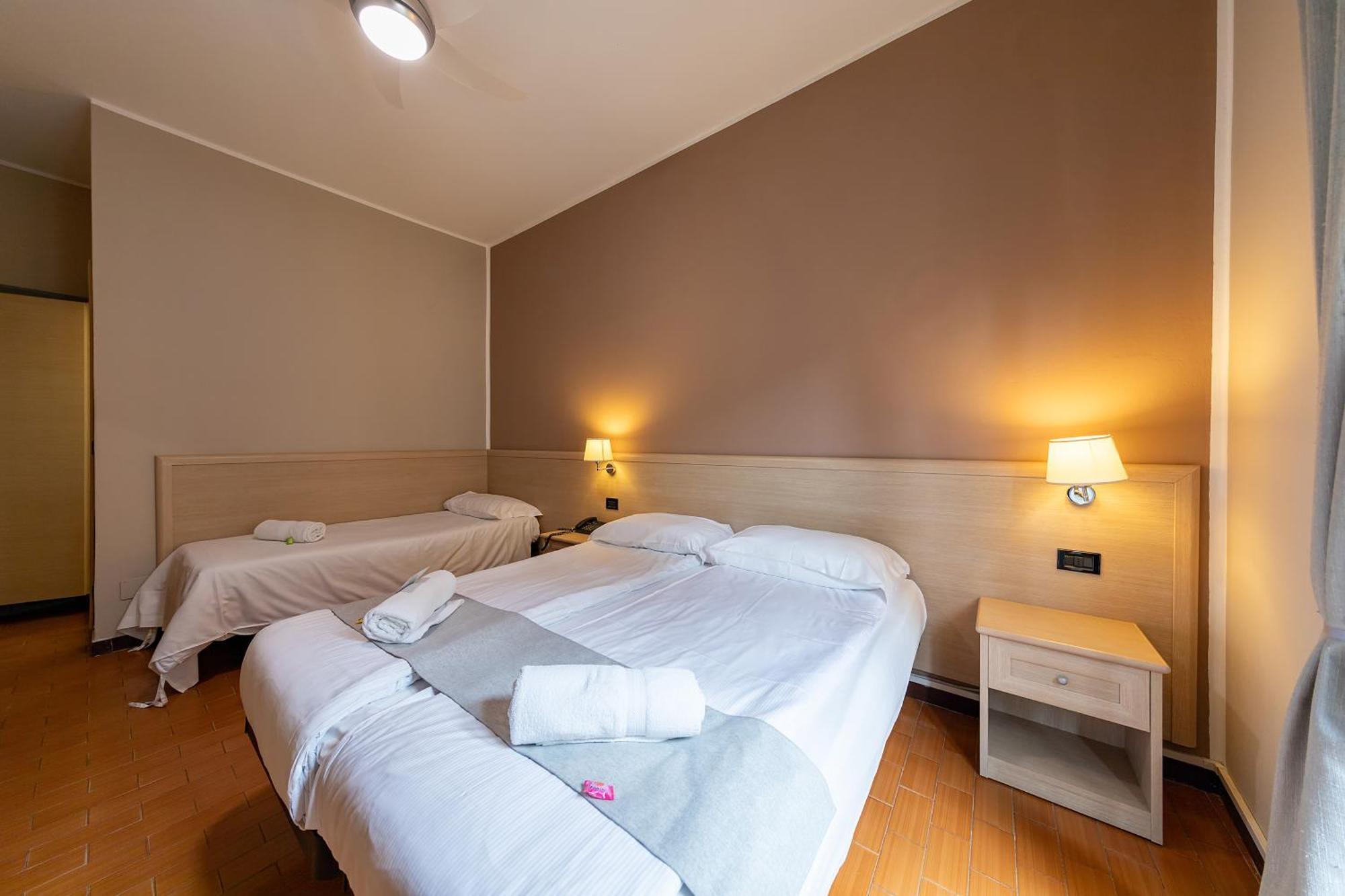 Hotel Novara Вербанія Екстер'єр фото